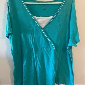 Women’s casual shirt. Bobbie Brooks